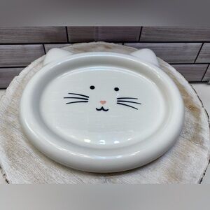 Signature ❤️Ceramic (1) Cute wide cat face dish 1x7”White NWT